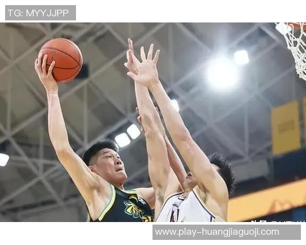 北京北控燕京足球队奋战新赛季展现团队精神与竞技风采