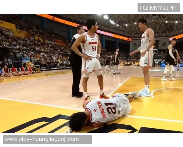 广东锋线新星崛起杜锋果断首发迎战全力以赴的决战时刻